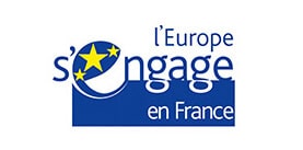 Logo L'Europe s'engage en France UE Logo officiel "l'Europe s'engage en France" avec un demi-cercle bleu et trois étoiles jaunes de l'Union Européenne.
